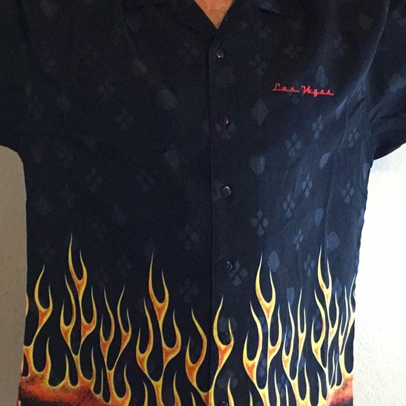 XNT Other - Las Vegas Flaming dice Poker shirt Size L